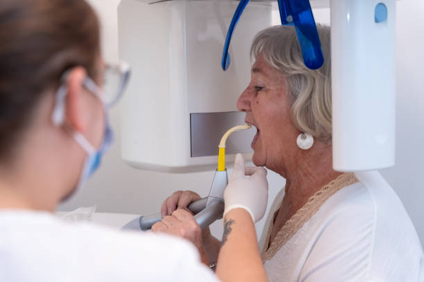 Best Mobile Emergency Dentist in Round Lake, IL