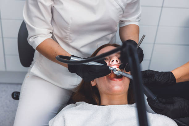 Best Broken or Cracked Tooth Emergency Dentist in Round Lake, IL